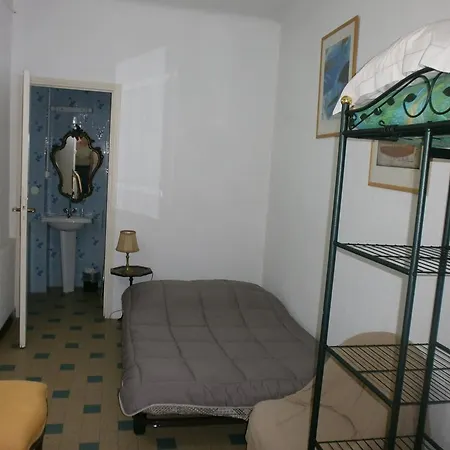 Saphir Bed & Breakfast Nice